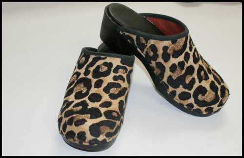 Leopard Tapestry Clog
